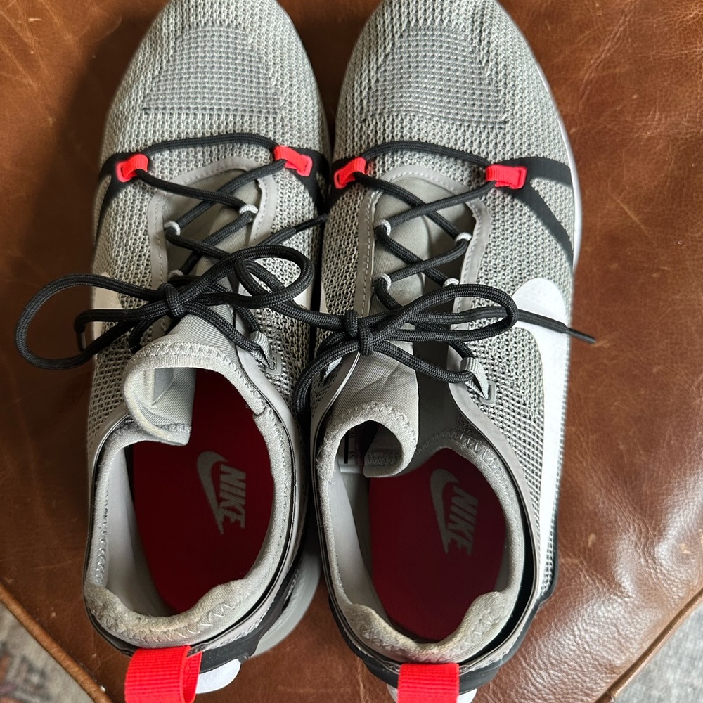 Nike Duel Racer Trainer. - Picture 3 of 4